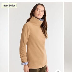 Cobble Hill Vello Fleece with pockets